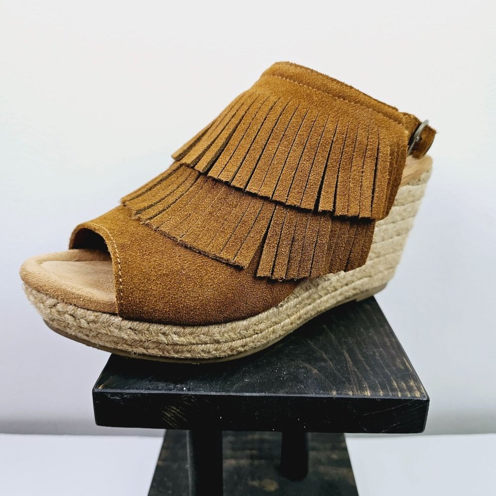 Minnetonka Ashley Layered Fringe Espadrille Wedge Heels, Size 6